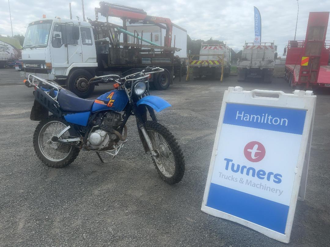 Photo '2' of Yamaha AG200