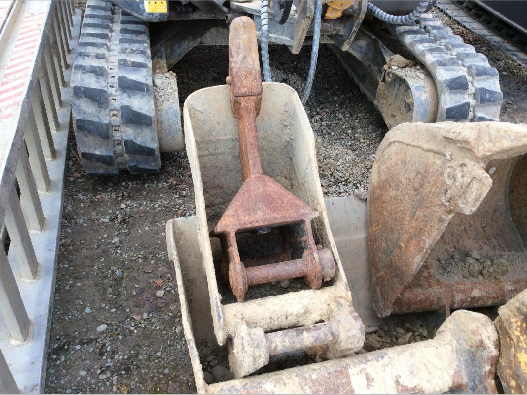 Photo '24' of Yuchai YC35SR Excavator Photo '24' of Yuchai YC35SR Excavator