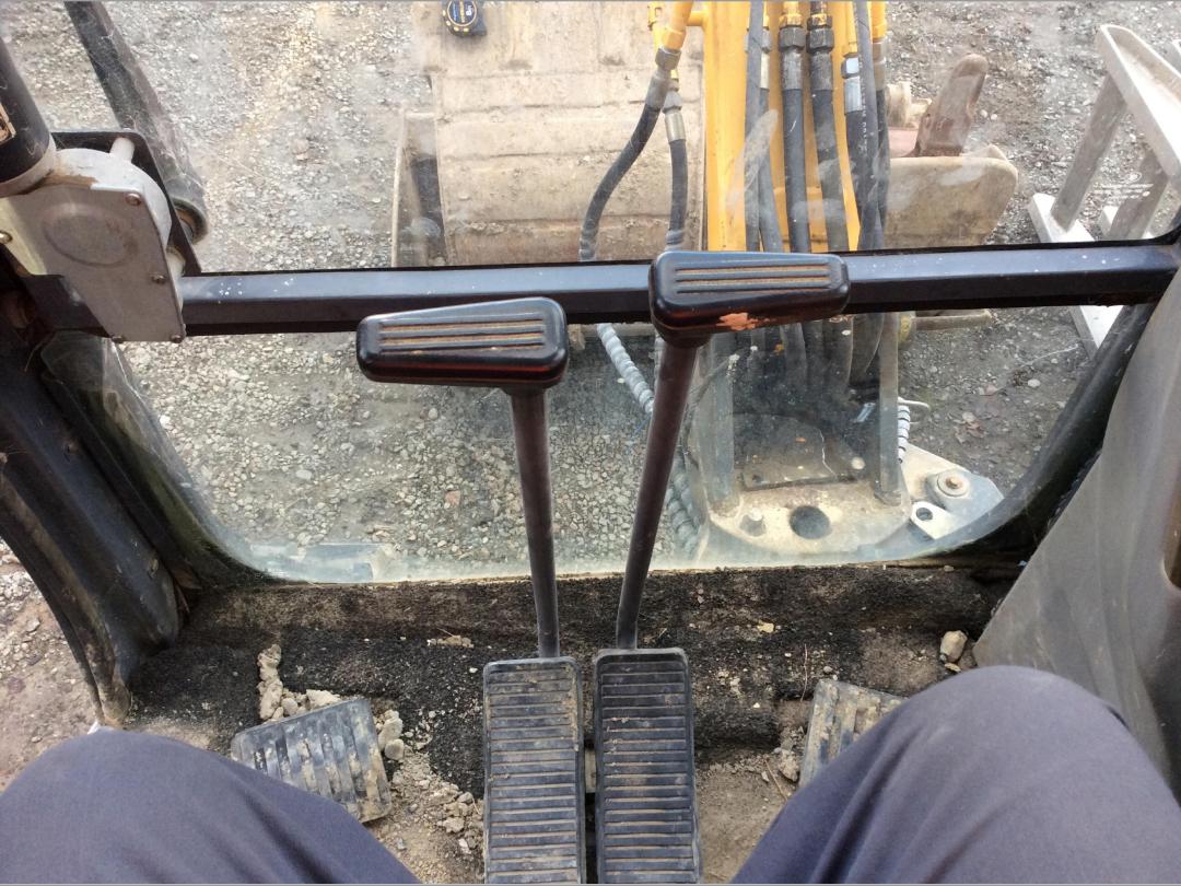 Photo '27' of Yuchai YC35SR Excavator Photo '27' of Yuchai YC35SR Excavator
