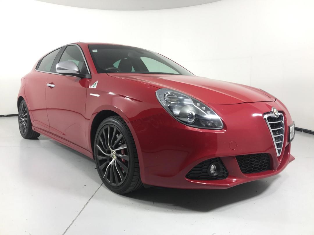 Alfa Romeo Giulietta review: 'I keep scaring myself to death', Motoring